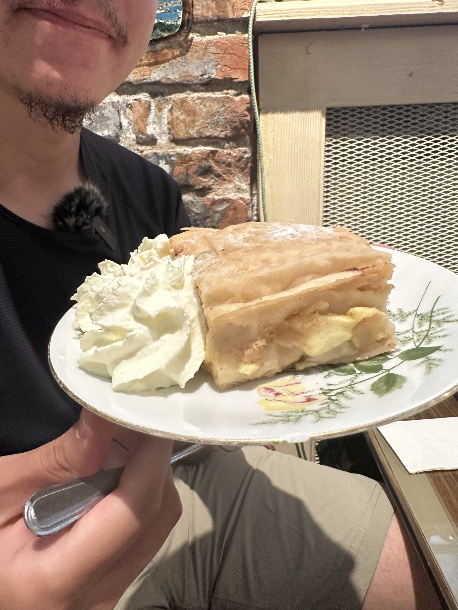 Vollpension: o café das vovós (e a Sacher Torte que a gente comeu)