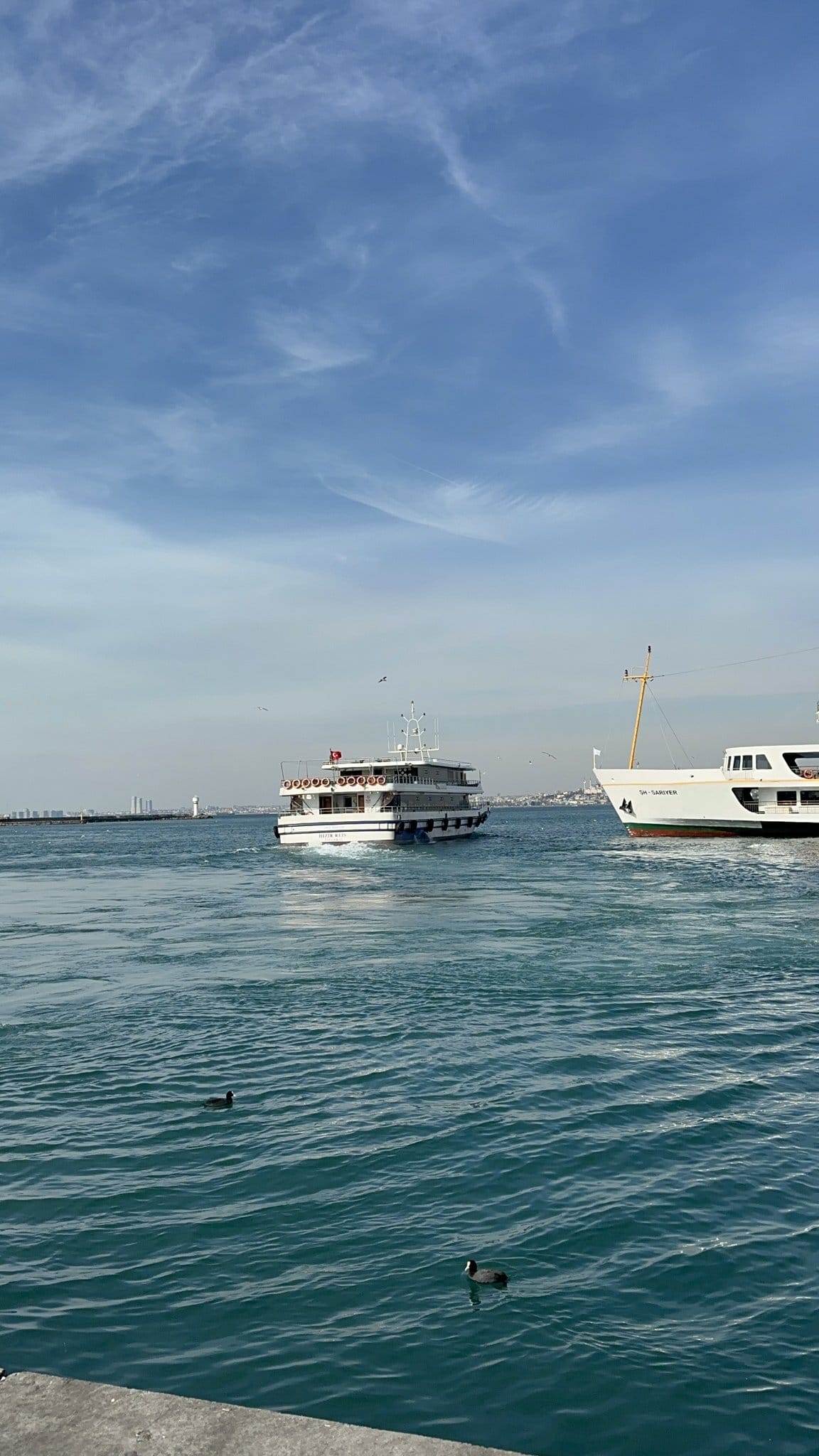 Como atravessar: o ferry pelo Estreito de Bósforo