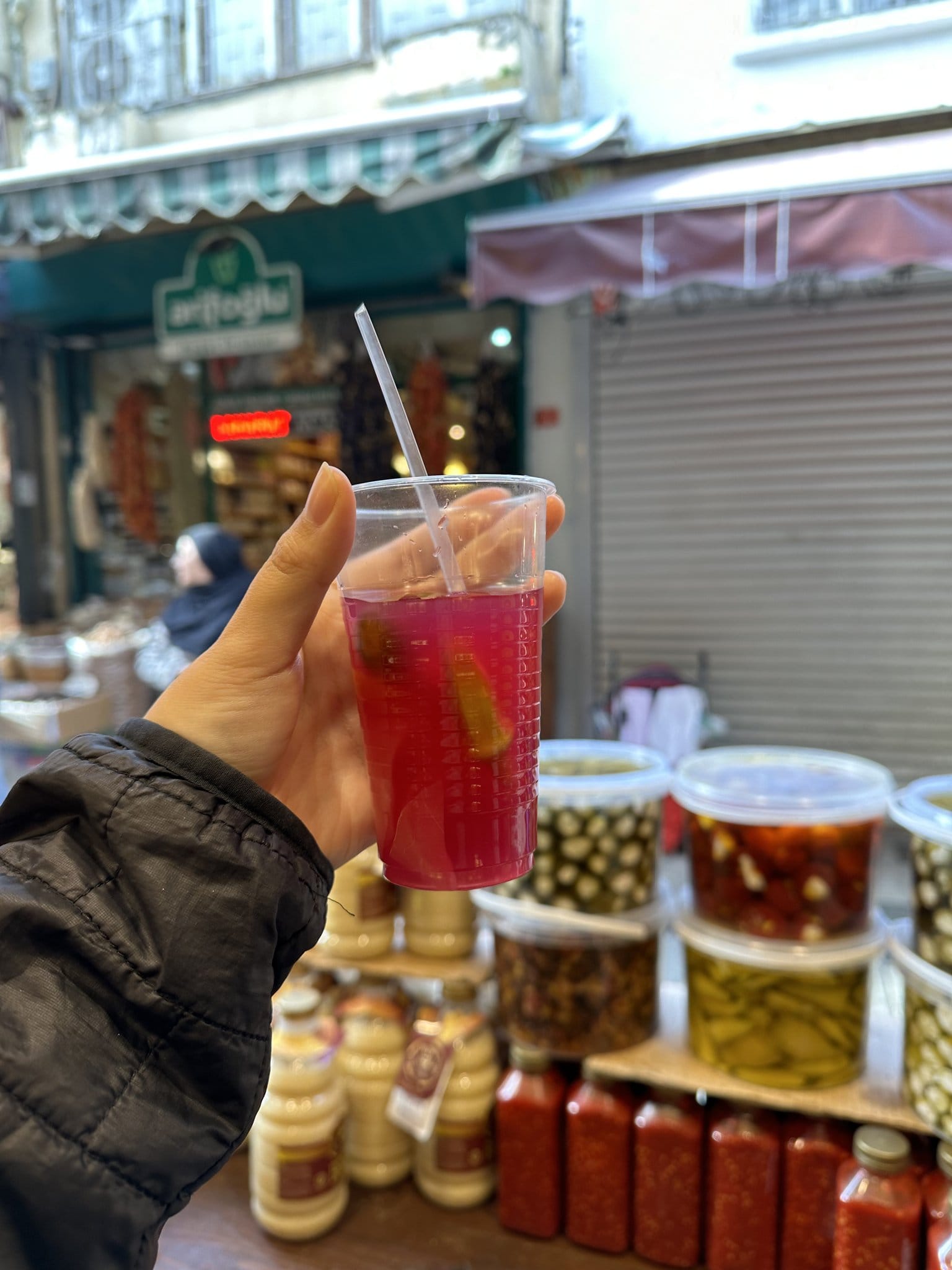 Suco de picles: a bebida mais inusitada da Turquia