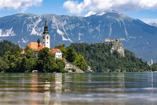 Explorando o Lago Bled: Roteiro, Transporte e Dicas de Viagem